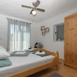 Σπίτι διακοπών Two-bedroom In Orebić