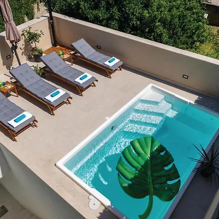 Dom wakacyjny Two-bedroom In