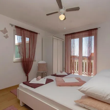 Two-bedroom In Casa vacanze Orebić